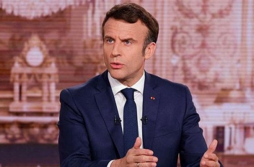 Polşa baş nazirinin sözlərinə Makrondan sərt reaksiya