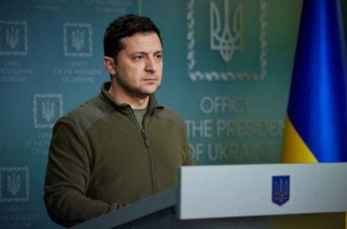 Зеленский о переговорах с Россией: Мы на коленях просить о встрече не будем