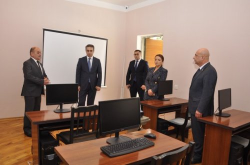 Prezident Administrasiyasının sektor müdiri iki QHT-nin ofisinə baş çəkib