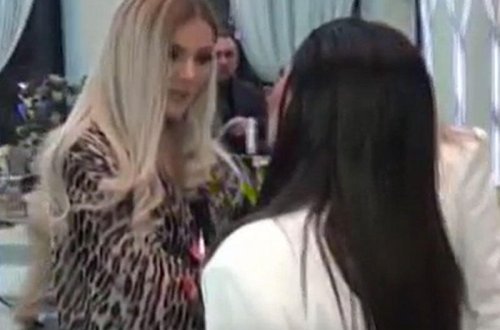 Mətanət keçmiş gəlinini məclisdən belə qovdurdu - VİDEO