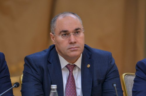 Səfər Mehdiyev Ukrayna müharibəsindən də qazanır – sürücülərdən şikayət…