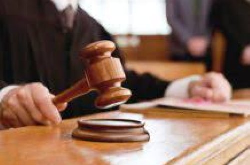 Təqsirləndirilən şəxs: 