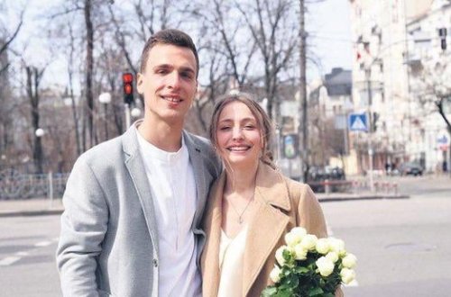 Müharibənin kölgəsində evlilik: KİYEVDƏ DÜNYANI SARSILDAN GÖRÜNTÜLƏR