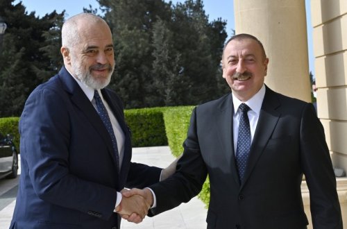 Prezident İlham Əliyevin Albaniyanın Baş naziri ilə təkbətək görüşü olub - YENİLƏNİB