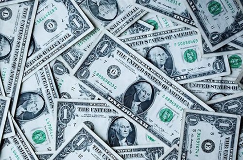 Azərbaycanda bir dolları 20 min manata satırlar - Səbəb nədir?