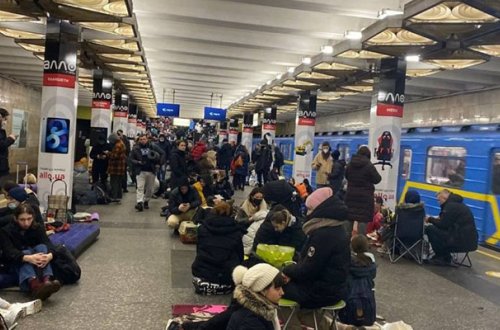 Kiyevdə metronun fəaliyyəti bərpa olundu