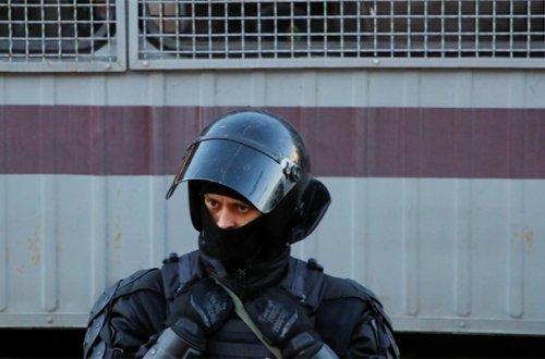 Rusiyada jurnalist silahlı qüvvələrlə bağlı xəbərə görə həbs olundu