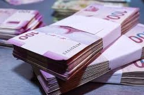 Azərbaycanda marketdə yarım milyon manatdan çox mənimsəmə olub