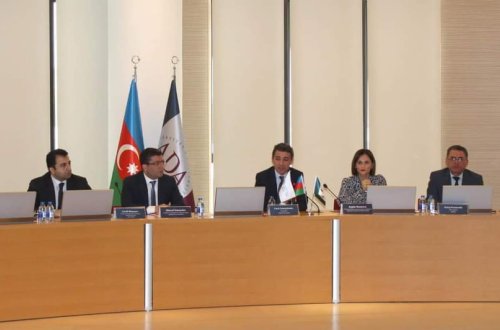 “Media və kommunikasiya siyasəti medianın gözü ilə” mövzusunda silsilə seminarlar davam edir