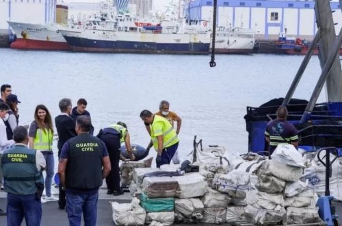 İspaniya 3 ton “kokain” yüklü qayığı ələ keçirib: 4 türk vətəndaşı saxlanılıb