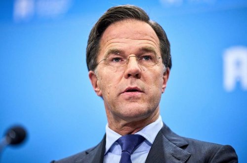 Niderland Ukraynaya zirehli texnika və digər ağır silahlar göndərəcək