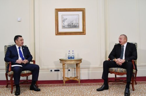Azərbaycan və Qırğızıstan prezidentlərinin təkbətək görüşü olub - YENİLƏNİB