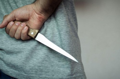 15 yaşlı gəncin anasını öldürməsinin videogörüntüləri yayıldı - VİDEO