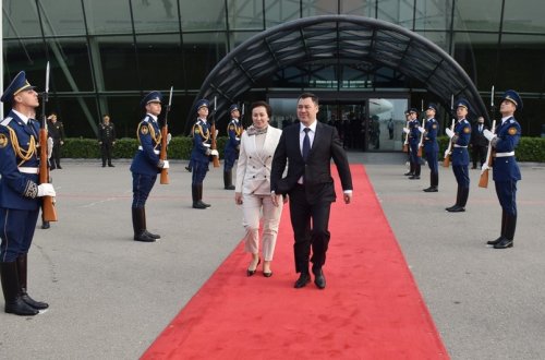 Qırğızıstan Prezidentinin Azərbaycana rəsmi səfəri başa çatıb