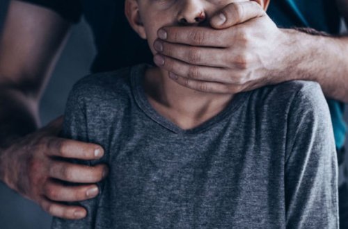 Azərbaycanda 28 yaşlı gəncin 15 yaşlı oğlana qarşı ZORAKILIĞI: “Dodağımdan öpmək istədi” - ŞOK TƏFƏRRÜAT