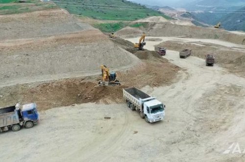 Продолжается строительство новой автодороги в объезд города Лачына - ФОТО