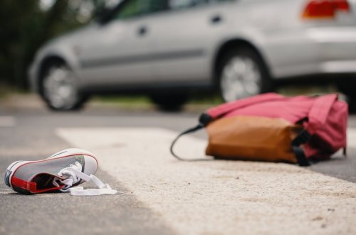 Bakıda 10 yaşlı məktəblini avtomobil vurub