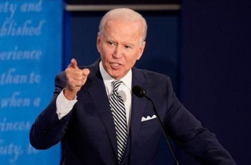 Bayden deputatın adını səhv tələffüz etdi - VİDEO