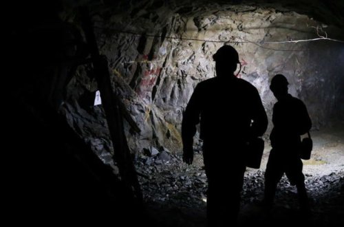 Rusiyada daş kömür şaxtasında partlayış olub, ölənlər var