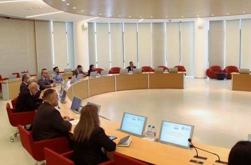 “Media və kommunikasiya siyasəti medianın gözü ilə” mövzusunda seminarların ikinci mərhələsinə başlanılıb