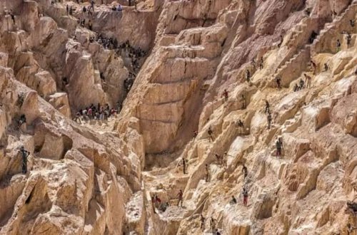 “Bitcoin” Mərkəzi Afrika Respublikasının rəsmi valyutasına çevrildi