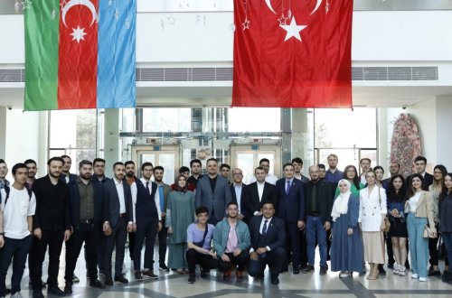 AZƏRBAYCANLI VƏ TÜRKİYƏLİ GƏNCLƏRİN İŞTİRAKI İLƏ İSTANBULDA FORUM KEÇİRİLİB