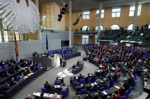 Almaniya Ukraynaya ağır silahlar göndərəcək: TƏSDİQLƏNDİ