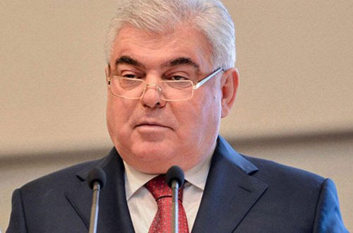 İş adamı Ziya Məmmədovdan pay tələb edir