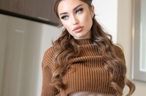 Gənc qız iş adamını ifşa etdi: 