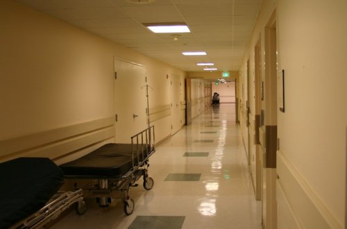 Yasamalda 66 yaşlı qadını yol-nəqliyyat hadisəsində xəsarət alıb