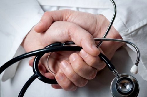 Azərbaycanda həkimlərin əməkhaqqı artırılacaq