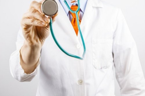 Gələn aydan hansı həkimlərin maaşlarının artırılacağı məlum olub - SİYAHI