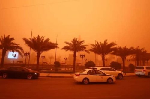 İraqda qum fırtınası: Yüzlərlə insan xəstəxanaya YERLƏŞDİRİLDİ