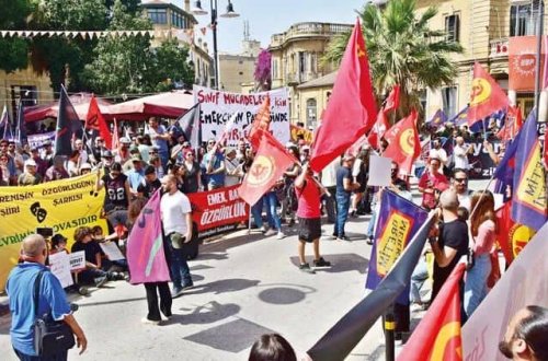 Kiprdə türklər və yunanlar bir araya gəliblər