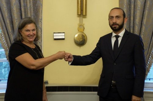 ABŞ dövlət katibinin müavini Ermənistan XİN başçısı ilə görüşüb