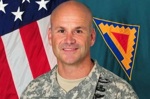 Rusiya üzrə mütəxəssis NATO-nun Avropa qüvvələri komandanı oldu