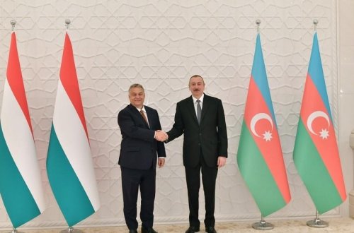 Azərbaycan Prezidenti və Macarıstan Baş naziri arasında məktub mübadiləsi olub