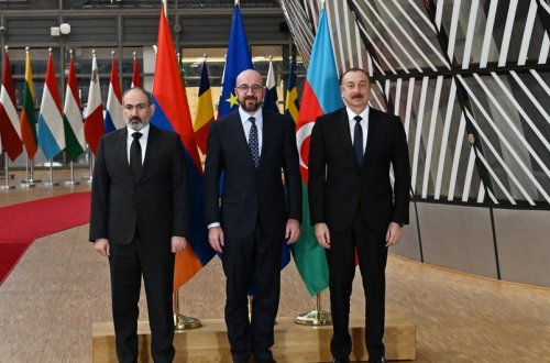 Ermənistan TŞ-nın katibi: “İlham Əliyev və Nikol Paşinyan arasında görüşün mümkünlüyü müzakirə olunur”