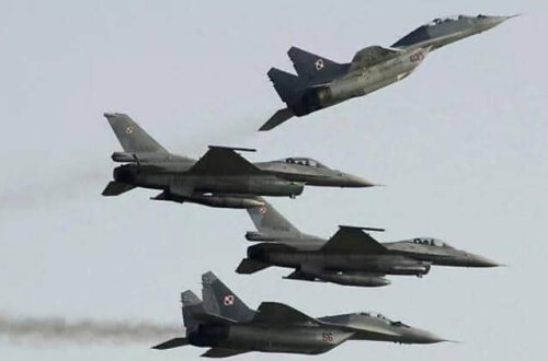 Ukrayna döyüş təyyarələri Rusiya tərəfindən vuruldu