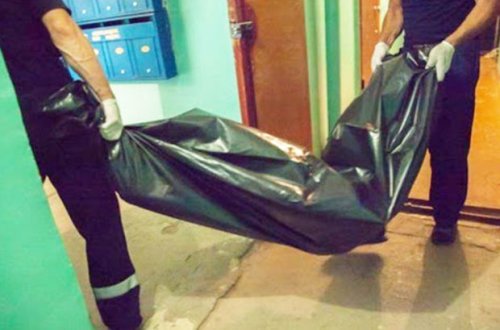 Sumqayıtda mənzildə kişi meyiti tapıldı