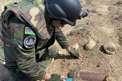 Qobustanda top mərmisi aşkarlandı - FOTO