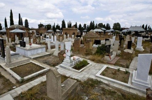 Ağdamda qəbrisitanlıqlardan oğurluqlar edilib