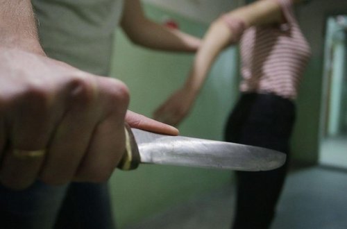 Sumqayıtda dəhşətli qətl: Qadın 13 bıçaq zərbəsi ilə öldürüldü - VİDEO