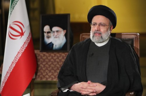 İran prezidenti valyuta məzənnəsinin ləğvi ilə bağlı qərarını açıqlayıb