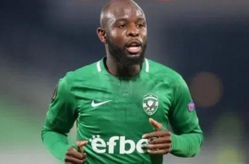 Niderlandın “Ayaks”da oynayan üçqat çempionu 29 yaşında öldü