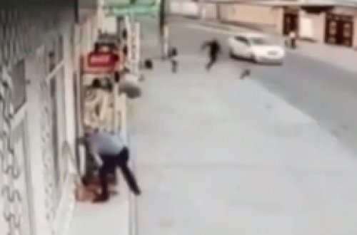 Bakıda QORXULU ANLAR - Uşağı ölümdən son anda xilas etdilər - VİDEO