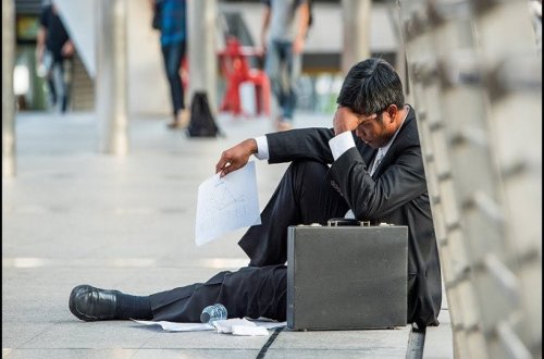 Beş milyona yaxın ukraynalı işini itirib