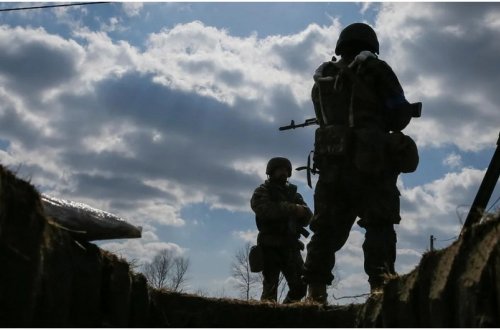 Rusiya hərbçilərinin Kiyevdə dinc sakinlərə atəş açmasının görüntüləri yayılıb