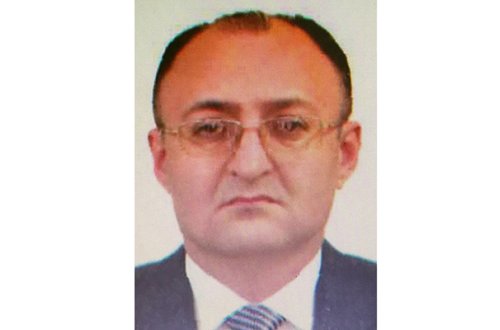 Ölkədən qaçan aparat rəhbəri axtarışa verildi, ərizəsi üzə çıxdı - FOTOFAKT