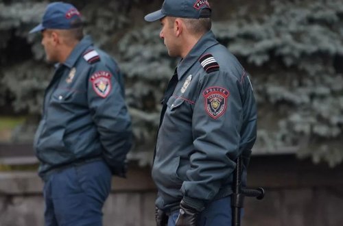 Erməni deputat polislərin rüşvətxorluğundan şikayətlənib